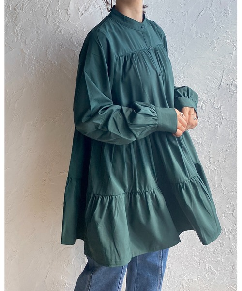 She's Closet（シーズクローゼット）の「Aラインフレア長袖ティアードチュニックブラウス（チュニック・レディース・ホワイト/ブラック/ダークグリーン/ベージュ・FREE）」の13枚目の写真