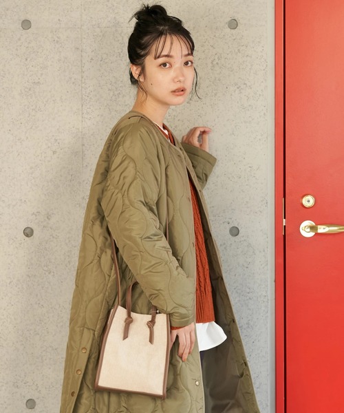 earth music&ecology（アースミュージックアンドエコロジー）の「キルティングハーフコート（その他アウター・レディース・ブラック/ベージュ/カーキ・M/L）」の3枚目の写真