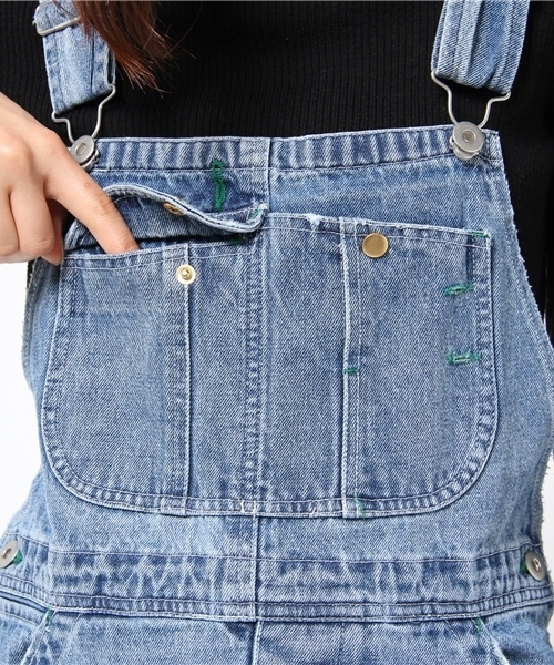 Kastane（カスタネ）の「デニムオーバーオールスカート（デニムパンツ・レディース・ライトブルー・FREE）」の6枚目の写真
