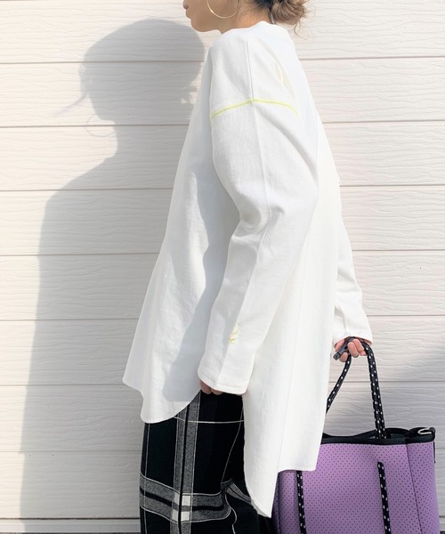 Q（キュー）の「ヘビーウェイトロンT（Tシャツ/カットソー・レディース・ホワイト/ブラック/アイボリー/ブラック系その他・MEDIUM）」の2枚目の写真