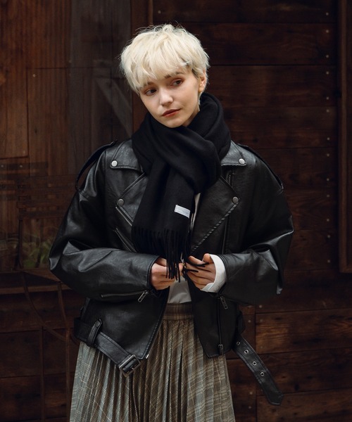 MUHET（ミュエータ）の「ウォッシャブルウールフリンジマフラー