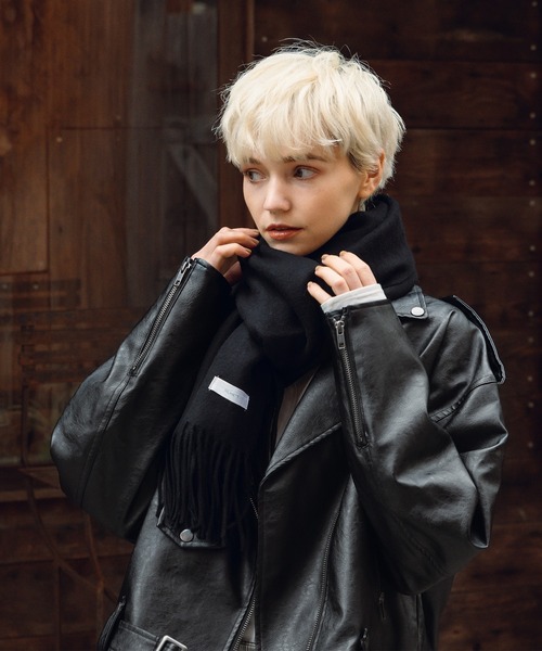 MUHET（ミュエータ）の「ウォッシャブルウールフリンジマフラー（マフラー・レディース・ブラック/グレー/キャメル・FREE）」の18枚目の写真