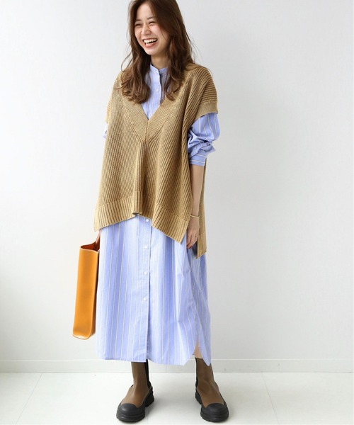 JOURNAL STANDARD relume(ジャーナルスタンダード レリューム)の「製品染めVネックベスト◆(ベスト・レディース・ナチュラル/キャメル・FREE)」の4枚目の写真