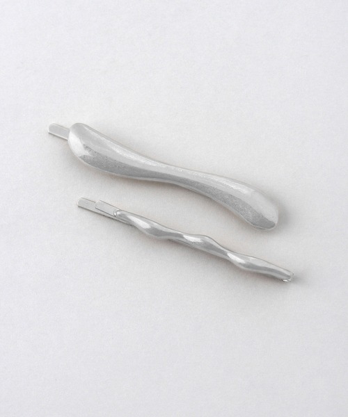 ANEMONE（アネモネ）の「マットメタルウェーブヘアピン[2本セット]（ヘアピン・レディース・シルバー/ゴールド・FREE）」の4枚目の写真
