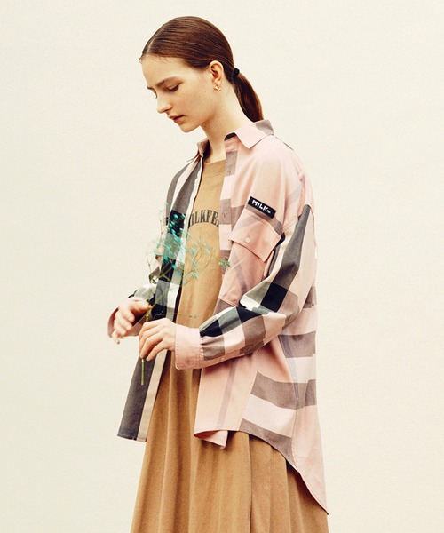 MILKFED.(ミルクフェド)の「BIG POCKET PLAID SHIRT(シャツ/ブラウス・レディース・イエロー/ベージュ/ライトピンク・ONE SIZE)」の3枚目の写真