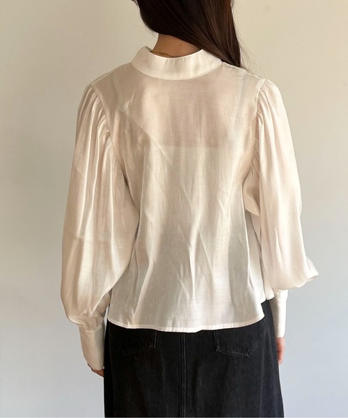 EPIMI E'PIMMY（エピミエピミー）の「前後２wayボウタイブラウス（シャツ/ブラウス・レディース・ベージュ/オフホワイト/マスタード・MEDIUM）」の4枚目の写真