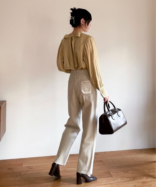 EPIMI E'PIMMY（エピミエピミー）の「前後２wayボウタイブラウス（シャツ/ブラウス・レディース・ベージュ/オフホワイト/マスタード・MEDIUM）」の14枚目の写真