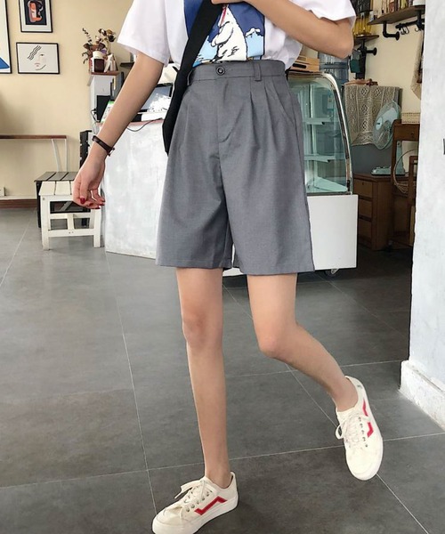 meJane(ミージェーン)の「Aラインフロントタックワイドショートパンツ【ZOZOTOWN限定】(その他パンツ・レディース・ブラック/グレー・S/M/L)」の7枚目の写真