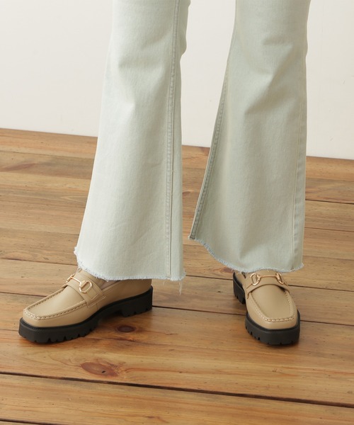 N.（N. Natural Beauty Basic）（エヌエヌナチュラルビューティーベーシック）の「【S Size Line】◆ヴィンテージ風フレアデニムパンツ（デニムパンツ・レディース・ブラック系その他/ライトインディゴブルー・SMALL/MEDIUM）」の6枚目の写真