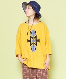 【チャイハネ】オルテガ柄刺繍メンズTシャツ