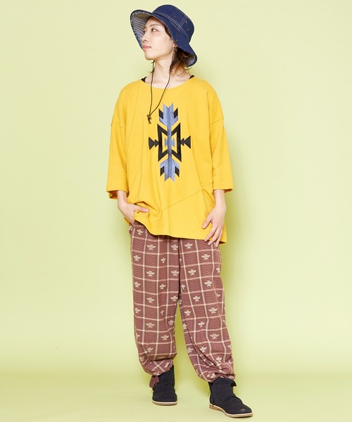 チャイハネ(チャイハネ)の「【チャイハネ】オルテガ柄刺繍メンズTシャツ(Tシャツ/カットソー・メンズ・ホワイト/ネイビー/グレー/イエロー・FREE)」の15枚目の写真