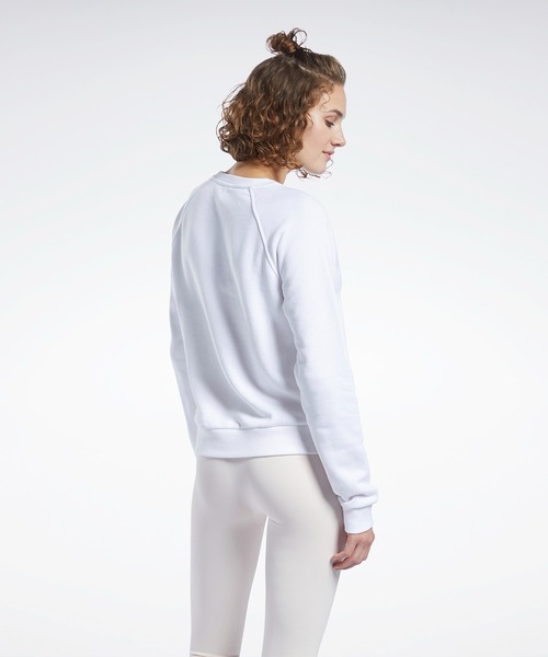 Reebok(リーボック)の「クラシックス ビッグ ベクター クルー スウェットシャツ / Classics Big Vector Crew Sweatshirt(スウェット・レディース・ホワイト・SMALL/MEDIUM/LARGE/X-LARGE/XX-LARGE/X-SMALL)」の2枚目の写真