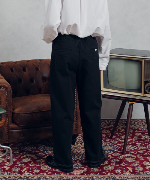 MUHET(ミュエータ)の「フロントポケットツイルパンツ(チノパンツ・レディース・ブラック/ベージュ/ミント・SMALL/MEDIUM/X-LARGE)」の9枚目の写真