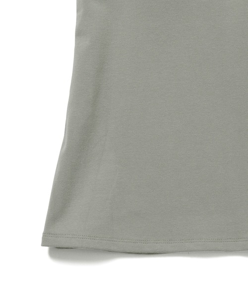 ADAM ET ROPE'（アダムエロペ）の「〈追加〉カップ付きカラーブレードキャミソール（キャミソール・レディース・ホワイト/ブラック/カーキ/イエロー・FREE）」の6枚目の写真