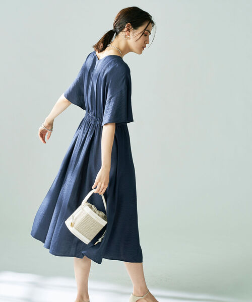 NOLLEY’S（ノーリーズ）の「◇【WEB限定】ジュピター前釦ワンピース（ワンピース・レディース・ブラック/ミント/ネイビー/ピンク・36/38）」の4枚目の写真