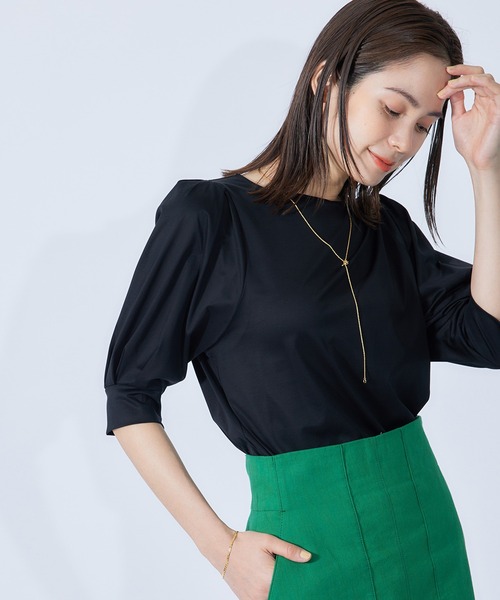 ROPE'（ロペ）の「クリア天竺タックスリーブカットソー（Tシャツ/カットソー・レディース・ホワイト/ブラック/ブラウン/オレンジ/ターコイズブルー・38）」の2枚目の写真