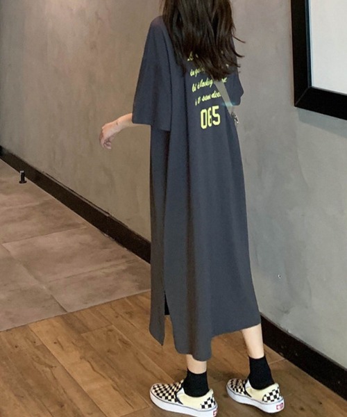 meJane（ミージェーン）の「レタリングバックロゴ Tシャツワンピース（ワンピース・レディース・ホワイト/ブラック/グレー/チャコールグレー・FREE）」の13枚目の写真