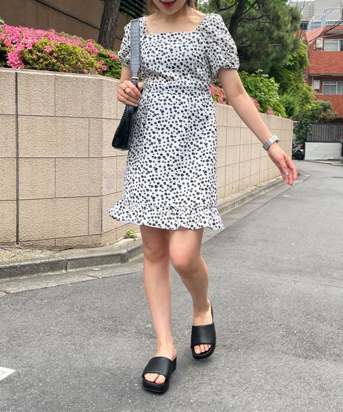 WEGO（ウィゴー）の「WEGO/【一部店舗限定】スクエアネックミニワンピース（ワンピース・レディース・ブラック/その他1・FREE）」の12枚目の写真