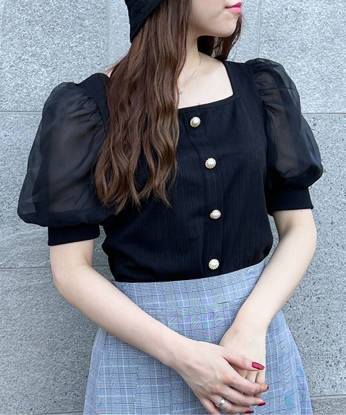 TORTE(トルテ)の「袖チュール前ボタンテレコトップス(Tシャツ/カットソー・レディース・ホワイト/ブラック/ライトグリーン/ライトピンク・FREE)」の2枚目の写真