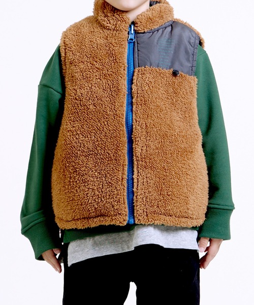 DILASH（ディラッシュ）の「デニムボアリバーシブルベスト（ベスト・キッズ・チャコール/ベージュ/ブラウン・80/90/100/110/120/130/140）」の6枚目の写真