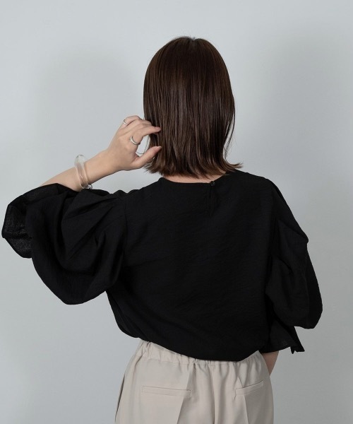Amiur（エミレ）の「balloon puff sleeve tops（その他トップス・レディース・ホワイト/ブラック・FREE）」の10枚目の写真