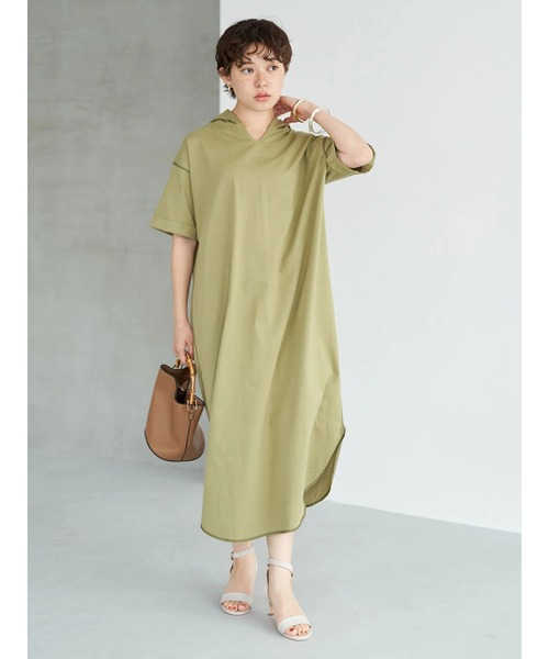 earth music&ecology（アースミュージックアンドエコロジー）の「フーディーカットソーワンピース（ワンピース・レディース・イエロー/ブルー/ホワイト系その他2・FREE）」の17枚目の写真