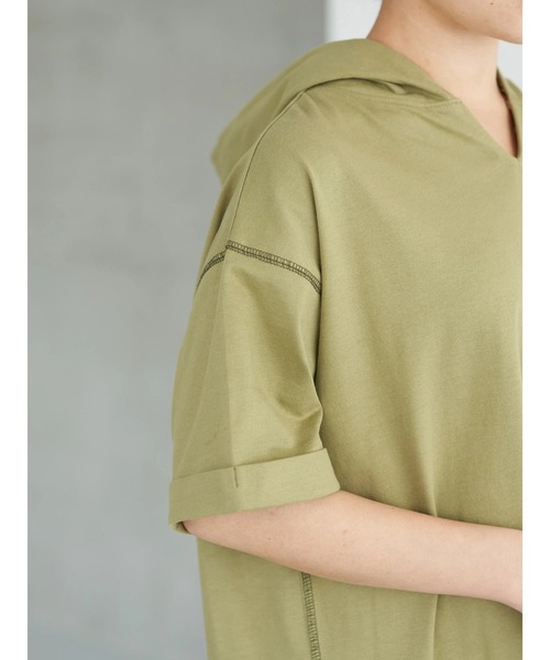 earth music&ecology（アースミュージックアンドエコロジー）の「フーディーカットソーワンピース（ワンピース・レディース・イエロー/ブルー/ホワイト系その他2・FREE）」の9枚目の写真