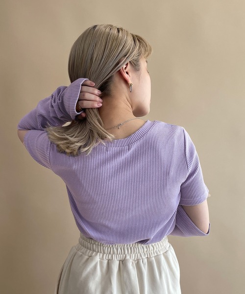 w closet(ダブルクローゼット)の「【マルチウェイ】アームカバープルオーバー(Tシャツ/カットソー・レディース・ブラック/アイボリー/ラベンダー・FREE)」の11枚目の写真