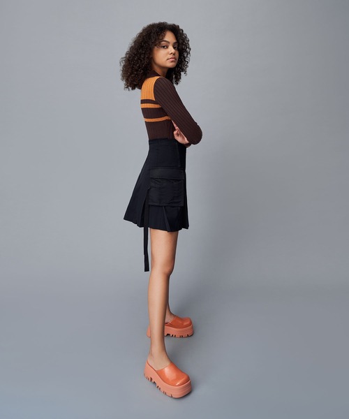 CHARLES & KEITH（チャールズ & キース）の「Rainier レーニア プラットフォームラウンドトゥミュール（サンダル・レディース・ブラック/オレンジ/イエロー・22.5cm/23cm/23.5cm/24.5cm/25cm/25.5cm）」の20枚目の写真