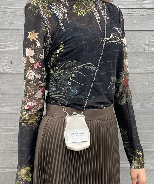 beautiful people（ビューティフルピープル）の「beautiful people clasp pouch 7235511962（その他小物・レディース・ホワイト/ブラック・FREE）」の4枚目の写真