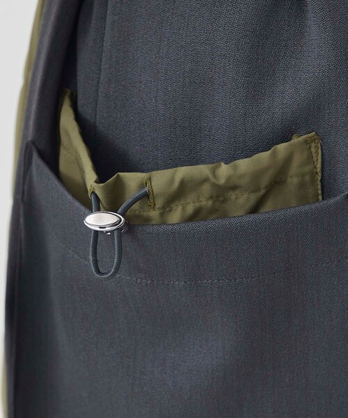 CITY TOKYO（シティトウキョウ）の「キルトドッキングウーレットコート（ステンカラーコート・レディース・ダークグレー/キャメル・1/2）」の4枚目の写真