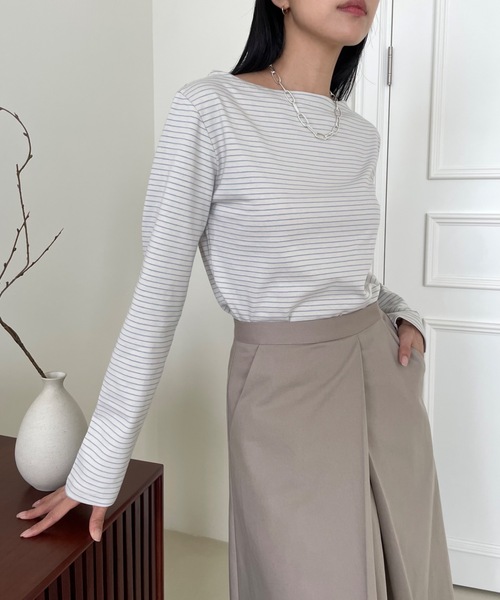 Didot.showroom（ディドット ショールーム）の「ボートネックピンストライプロンT（Tシャツ/カットソー・レディース・ブラック/ベージュ/ブラウン/ホワイト・FREE）」の7枚目の写真