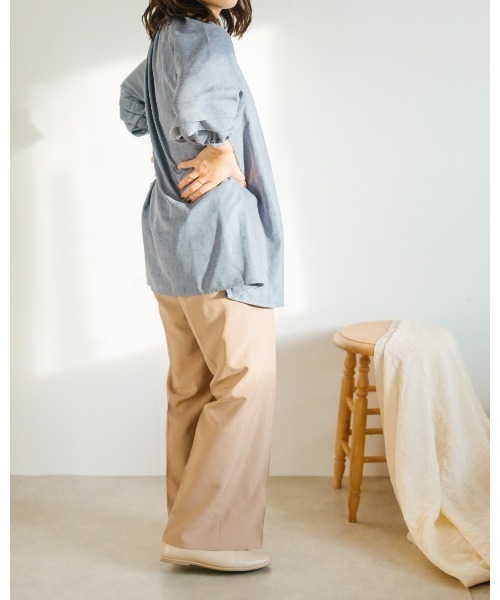 Amourire(アムリール)の「【yumiコラボ】シャツコール袖タックブラウス(シャツ/ブラウス・レディース・ダークグレー/ベージュ/ブルーグレー・M/L)」の9枚目の写真