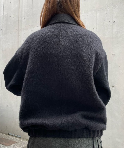 allureville（アルアバイル）の「シャギー圧縮ニットコンビブルゾン