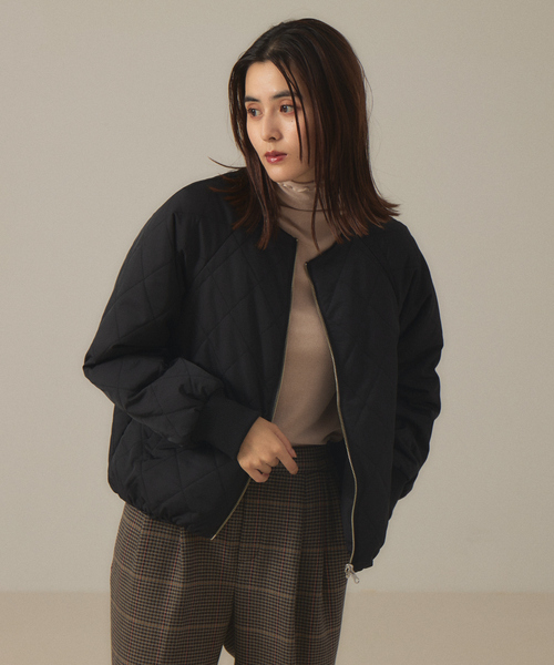 abahouse mavie(アバハウスマヴィ)の「リバーシブルキルトブルゾン(ブルゾン・レディース・ブラック/グレイッシュベージュ/ダークベージュ・フリー)」の12枚目の写真