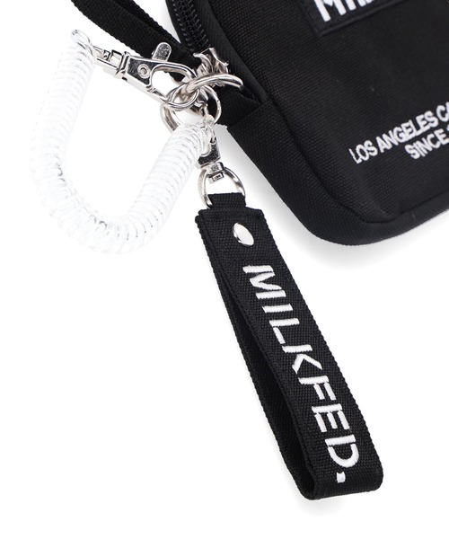 MILKFED.（ミルクフェド）の「EMBROIDERED BAR PASS HOLDER（パスケース・レディース・ブラック/ライトピンク/レッド/ライトパープル・ONE SIZE）」の7枚目の写真