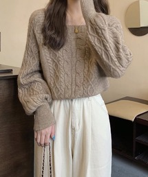 スクエアケーブルニットプルオーバー