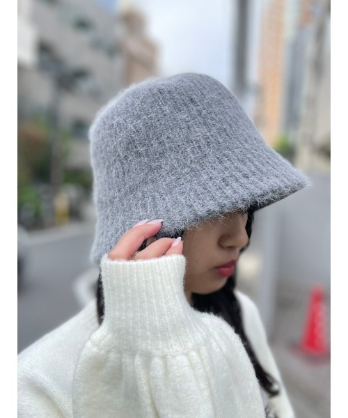 ENVYM(アンビー)の「アンゴラバケットハット(ハット・レディース・グレー/ブラック/ホワイト・FREE)」の3枚目の写真