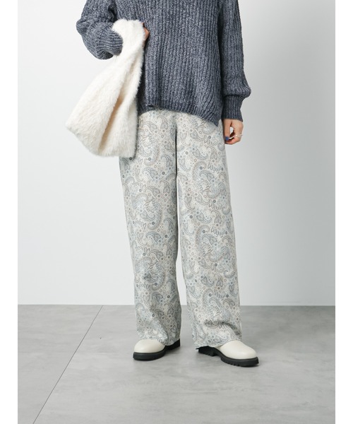 Lugnoncure（ルノンキュール）の「◎起毛ペイズリー柄パンツ（その他パンツ・レディース・オフホワイト/ベージュ/チャコール・ﾌﾘ-）」の2枚目の写真