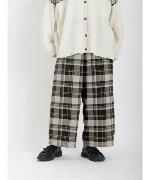 Samansa Mos2（サマンサ モスモス）の「ウールライクカルゼ柄アソートワイドパンツ（その他パンツ・レディース・チャコールグレー/グレー/ブラック/イエロー/キナリ・ﾌﾘ-）」の3枚目の写真