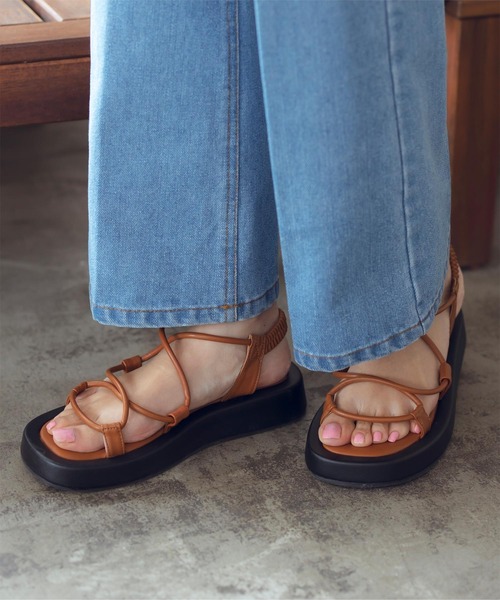 フェイクレザーコードナローサンダル