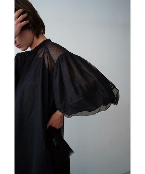 CLANE（クラネ）の「CLANE/クラネ/SHEER TULLE BALLOON SLEEVE TOPS（その他トップス・レディース・アイボリー/ブラック・1）」の10枚目の写真