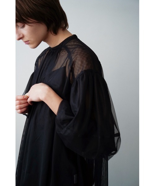 CLANE（クラネ）の「CLANE/クラネ/SHEER TULLE BALLOON SLEEVE TOPS（その他トップス・レディース・アイボリー/ブラック・1）」の12枚目の写真