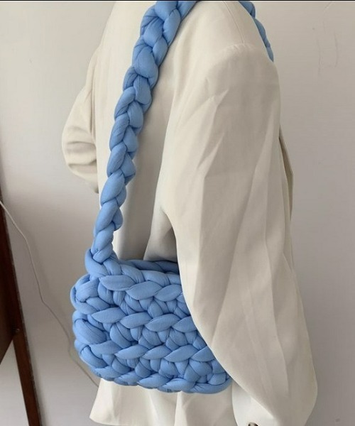 .KOM(ドットコム)の「A'GEM/9 × .kom『.kom/ドットケーオーエム』マンドゥー BAG②(ショルダーバッグ・メンズ・ホワイト/ブラック/パープル/ピンク/ブルー・FREE)」の6枚目の写真