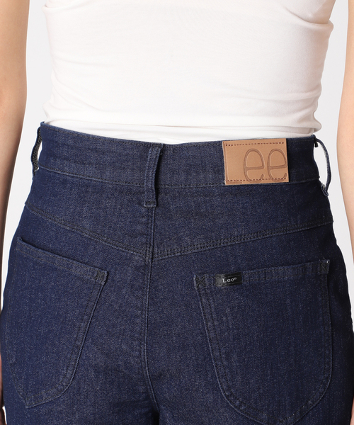 Lee（リー）の「【Lee / リー】ストレッチフレアデニム（デニムパンツ・レディース・ネイビー/ブルー系その他・SMALL/MEDIUM/X-SMALL）」の4枚目の写真