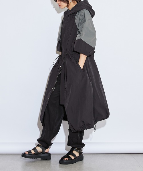 Lui's（ルイス）の「バイカラーモッズコート（モッズコート・レディース・ブラック/カーキ/ライトベージュ・FREE）」の19枚目の写真