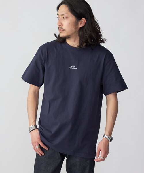 SHIPS（シップス）の「【WEB限定】SHIPS: STYLISH STANDARD ミニ ロゴ 刺繍 Tシャツ（Tシャツ/カットソー・メンズ・ネイビー/ホワイト系その他/ダークグレー/ブラック/ホワイト・X-LARGE/LARGE/SMALL/MEDIUM/XX-LARGE）」の5枚目の写真