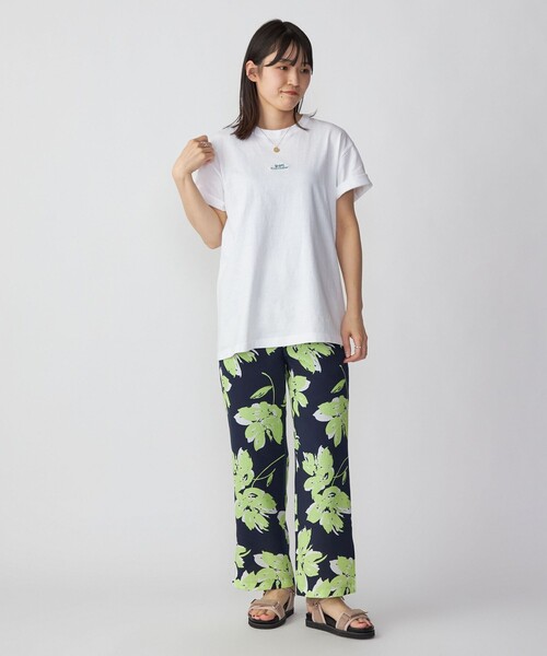 SHIPS（シップス）の「【WEB限定】SHIPS: STYLISH STANDARD ミニ ロゴ 刺繍 Tシャツ（Tシャツ/カットソー・メンズ・ネイビー/ホワイト系その他/ダークグレー/ブラック/ホワイト・X-LARGE/LARGE/SMALL/MEDIUM/XX-LARGE）」の7枚目の写真