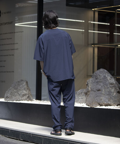 GLOSTER（グロスター）の「【GLOSTER/グロスター】サマートロピカル 胸ジップポケットTシャツ ポケT イージーケア（Tシャツ/カットソー・メンズ・グリーン/ネイビー/グレイッシュベージュ・M/L/S）」の6枚目の写真