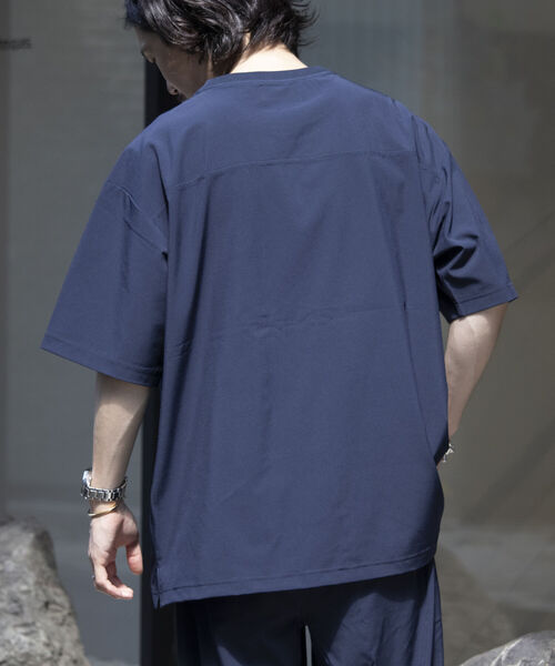 GLOSTER（グロスター）の「【GLOSTER/グロスター】サマートロピカル 胸ジップポケットTシャツ ポケT イージーケア（Tシャツ/カットソー・メンズ・グリーン/ネイビー/グレイッシュベージュ・M/L/S）」の10枚目の写真